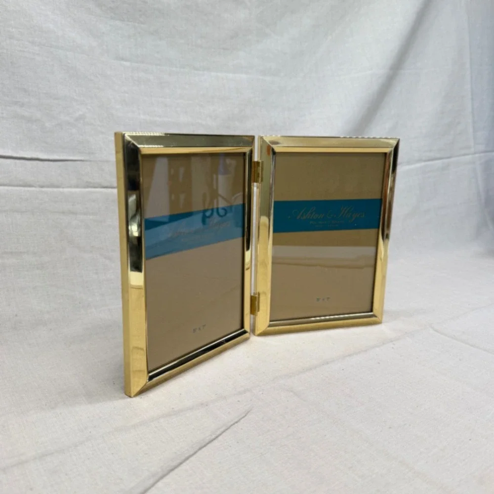 Vintage Brass Double Hinged Picture Frame 5x7 Folding Photo Gold Desk Decor